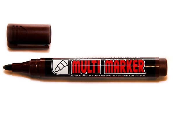 Маркер коричневый перманентный Multi marker