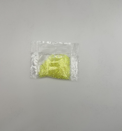 Бисер чешский желтый круглый 2мм 8гр, перламутровый